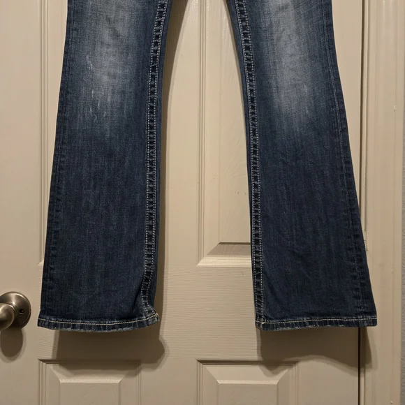 Miss Me Wide Leg Jeans in Denim Blue - Picture 2 of 14